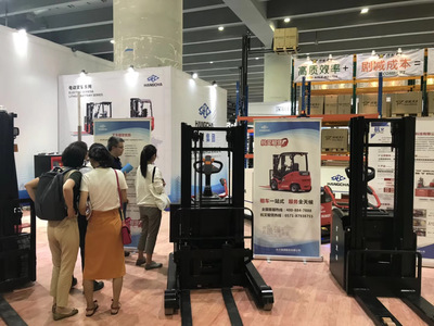 杭州叉車廣交會風采展示