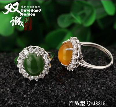 揭秘批發(fā)市場 925純銀戒指空托，鑲嵌蜜蠟南紅的匠心之選